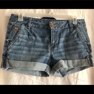 Express denim shorts size 8.